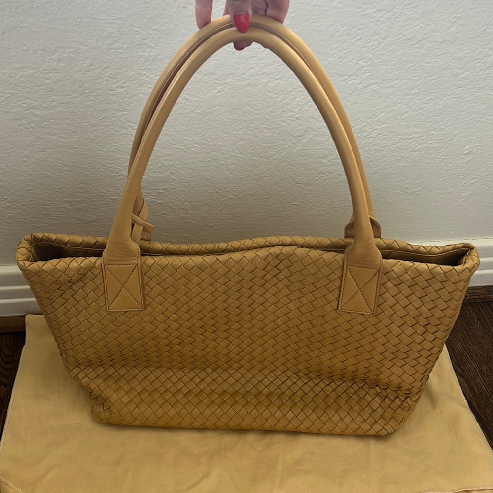 Bottega Giotto Genuine Leather Shoulder Bag